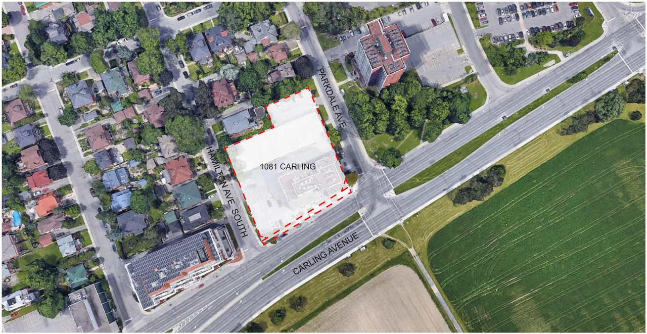 Construction site plan for project from page 8 of the file '2022-08-22 - FORMAL URBAN DESIGN REVIEW PANEL - Urban Design 220818 Package - D02-02-21-0093'