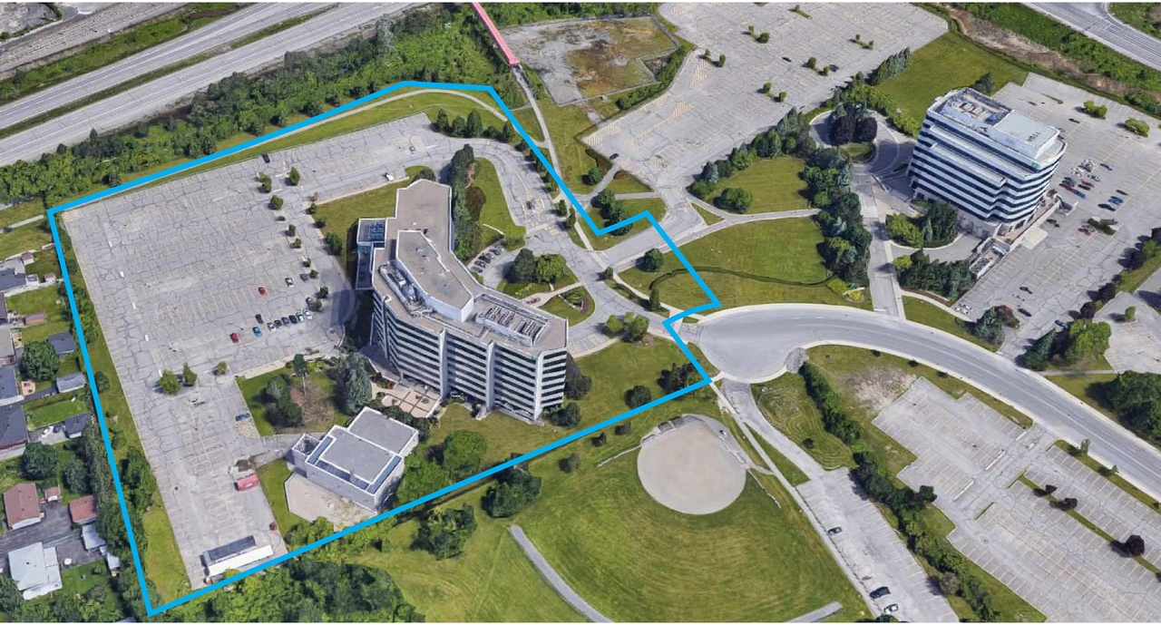 Construction site plan for project from page 2 of the file '2022-05-24 - UDRP Design Presentation - D07-12-22-0084'